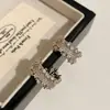 Pendientes de Plata 925 con Cierre de Mariposa, Diseño de Lujo Ligero de Alta Gama, Completamente Incrustados con Circonita Diamante, Estilo Nuevo 2025, Pendientes de Botón Elegantes para Mujer