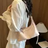 Bolsa de Axila Feminina 2026 Nova Tendência Outono High-End Nicho Super Quente Exquisita Bolsa de Ombro Único Bolsa Transversal para o Trabalho