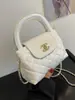 Bolso de Mano Estilo Chanel para Mujer, Nuevo Modelo 2026, Bolso de Cadena Acolchado de Moda de Lujo Ligero, Bolso de Hombro Simple Versátil
