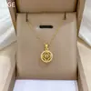 [Acero de Titanio] Luz de Hierba de la Suerte Inteligente Lujo Temperamento Hermoso Collar de Diamantes Cadena para Clavícula Versátil para Mujer Cadena de Acero de Titanio