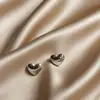Collar de Lujo Accesible de Nicho Casual y Exquisito Collar con Colgante de Corazón Pequeño Cadena para Clavícula de Acero de Titanio Dorado de 18 Quilates que No se Desvanece para Mujeres