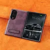 Adequado para o Samsung Z Fold 8, esta capa de telefone apresenta um design dobrável, um suporte e oferece proteção total contra quedas.. É uma capa de couro de cor sólida para o Fold 8 Ultra
