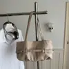Bolso grande transfronterizo para mujer, nuevo de otoño 2026, versátil, de moda, de un solo hombro, moderno, para ir al trabajo, retro, casual, tipo tote