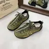Zapatillas de entrenamiento retro rojas y blancas alemanas para mujer, nuevo modelo 2026, zapatos casuales versátiles de suela blanda, zapatillas de diseño de nicho de moda
