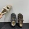 Zapatos de mujer estilo lazo francés, zapatos de noche, zapatos de suela plana para otoño e invierno para combinar con faldas, zapatos peludos para mujer, zapatos sencillos de felpa gris para usar al aire libre