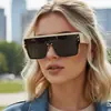Gafas de Sol Integradas Hip-Hop de Marco Grande con Remaches Retro Europeas y Americanas, Protección Solar Personalizada de Moda para Exteriores, Gafas de Sol de Tendencia Transfronterizas