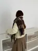 Boniu~ Bufanda de mujer estilo coreano, nueva colección otoño/invierno, estética coreana, chic y sofisticada, con un diseño único, perfecta para combinar con un abrigo tipo gabardina