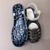 Sandálias de dedo fechado verão das mulheres nova Internet celebridade moda sapatos de geléia transparente fundo macio oco-out mãe praia sandálias planas