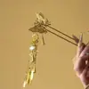 Novo Pente de Cabelo Dourado Exquisito Vazado Borboleta com Borla Estilo Antigo Chinês, Acessório Elegante Estilo Nacional Retrô para Hanfu Feminino
