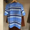 Verão 2025 Novo Vestido de Casal Unissex Camiseta Listrada Camiseta de Manga Curta Moda Casual Combina com Tudo 477795