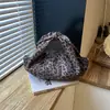 Nova coleção outono/inverno: Bolsa de ombro grande capacidade estampa de leopardo retrô transfronteiriça, moda de nicho estilo coreano, versátil e adequada para o trajeto, bolsa transversal