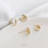 Paquete de oro de 14K micro incrustado de circonio Luna en forma de V trébol de cuatro hojas estrella de cinco puntas soporte para perlas de medio agujero aretes diy material para aretes