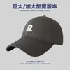 Gorra de béisbol de circunferencia de cabeza grande estilo coreano logo R ala ancha hace que la cara se vea más pequeña gorra de pico profundo corona alta tamaño grande sombrero de corona suave 65 cm