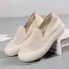 Zapatos de Tela de Nuevo Estilo Primavera y Verano 2026 para Mujer, Zapatos de Malla con Diseño Hueco, Transpirables, Ligeros, Zapatos para Mamá, Suela Suave, Zapatos Casuales Antideslizantes