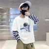Camiseta de Manga Larga a Rayas con Cuello Redondo de Moda Estilo Coreano para Niños, Ropa de Primavera y Otoño, Niños Estampado de Dibujos Animados Capa Base Algodón Puro Fina