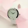 Produção de Relógio de Silicone Simples Estilo Ins Personalizado, Relógio a Bateria Versátil e na Moda, Relógio de Quartzo Silencioso à Prova d'Água para Estudante