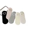 "Calcetines tobilleros calados" Estilo de verano finos calcetines tobilleros de malla con estampado floral oscuro y puño de burbuja calcetines tobilleros invisibles antideslizantes calcetines transpirables de corte bajo para mujer