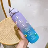 Copo Caneca Degradê Alto Valor de Cor Esportes ao Ar Livre Fitness Copo de Plástico Grande Capacidade Fosco Portátil Copo com Canudo