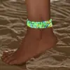 Tornozeleira Boho Colorida Luminosa de Coração de Pêssego com Contas de Camada Única Elástica para Mulheres Férias na Praia