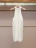 Vestido de Verão Novo de Alta Costura Feminino Shenzhen Nanyou Estilo Francês Elegante e Chique com Pregas Sem Mangas Decote Halter