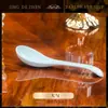 Juego de Vajilla de Cerámica Jingdezhen de Gama Alta con Color Bajo Esmalte Celadón: Set de Cuencos para Arroz, Platos, Cuencos para Sopa, Cucharas Pequeñas, Cuencos, Platos y Palillos