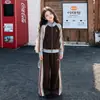 Traje para Niñas Primavera y Otoño Nueva Moda Bloque de Color Chaqueta con Cremallera Tirador Pantalones Casuales de Pierna Ancha Estilo Deportivo Conjunto de Dos Piezas