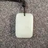 Pingente de Jade Verde Tianshan Tag de Pão Pequeno Seguro Tag Nada Pingente Jade de Seda Dourada de Xinjiang Pedra de Jade Presente