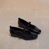 Zapatos Cuadrados Versátiles Estilo Japonés para Mujer, Adecuados para Faldas, Estilo Popular de Celebridad de Internet 2026, Zapatos Cómodos sin Cordones Color Sólido Estilo Retro Británico
