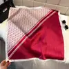 Pañuelo cuadrado de satén de 90 cm, fino, lujo ligero, pañuelo para el sol, chal, pañuelo de seda de alta gama, nuevo diseño estampado