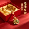 Amuletos de Raposa de Nove Caudas com Corda Vermelha Festiva, Acessório Pingente para Bolsas e Chaves, Ornamento Universal em Estilo Chinês, Um Ótimo Item para o Dia a Dia