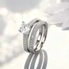 Estilo Lujo Ligero Nuevo Hot-Selling Anillos de Pareja para Transmisión en Vivo de Tiktok, Anillos de Compromiso de Boda, Transfronterizo, Bisel de Cuatro Garras Redondo Pequeño
