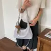 Bolsa casual estilo bolinho de couro macio para mulheres, nova bolsa tote vintage outono e inverno 2026, bolsa transversal de grande capacidade para o dia a dia