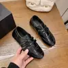 Zapatos Casuales Deportivos Ligeros de Tacón Bajo Simples de Estilo Japonés, Cómodos y de Moda, Novedad Primavera/Verano 2026 para Comercio Transfronterizo