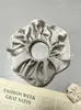 Goma para el pelo estilo coreano de encaje floral para mujer, scrunchie de gasa con perlas, tacto de alta gama, suministro para joyerías, directo de la fábrica fuente