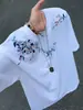 Camiseta de manga corta bordada con flor de lila para hombre, nuevo estilo de verano, diseño de cuello redondo, top casual de media manga elegante y moderno