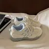 Zapatillas gruesas de papá para mujer, nuevos zapatos de verano 2026 para mujer, zapatillas blancas súper populares y versátiles para estudiantes, zapatos deportivos y casuales