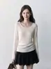 Top de Punto de Lana Simple Ajustado con Cuello en U y Mangas Largas para Mujer 2026 Principios de Otoño Nuevo Estilo Coreano Ropa de Mujer Top 25788