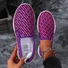 Zapatos Casuales Nuevos de Primavera y Otoño, Zapatos Casuales de Malla Transpirables Planos Fly-Knit para Mujer sin Cordones, Zapatos Casuales de Malla de Comercio Exterior Talla Grande Listos para Enviar
