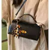 Textura de Alta Gama, Simple y Versátil, Estilo para Viajar, Estilo Coreano 2025 Otoño Bolso Pequeño Cuadrado de Hombro Cruzado de Mano para Mujer