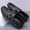 Sapatos Masculinos 2026 Novo Estilo Primavera Mocassins de Couro Bovino Couro Macio Solado Macio Slip-On Casuais para Dirigir para Homens
