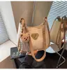 Bolsa de Mão Pequena de Luxo Transfronteiriça 2026 Nova Tendência Bolsa Feminina Popular Versátil Bolsa Transversal Ombro Único Bolsa de Ombro Sob o Braço Estilo Balde