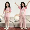 Conjunto de Tres Piezas de Dibujos Animados para Niñas Verano Nuevo Estilo Pijama de Manga Corta Ropa de Casa Súper Linda para Niños Conjunto de Pantalones Largos