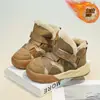 Botas de Neve Infantis, Botas Espessas da Moda e Versáteis e Tênis de Veludo Novos para o Inverno 2025, Sapatos de Algodão para Meninos e Meninas