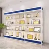 Vitrina de exhibición de certificados de honor de empresa hecha a medida, trofeos, medallas, soportes de exhibición, certificados de conformidad, vitrinas de negocios, paredes de exhibición