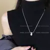Collar Colgante Corazón de Acero de Titanio para Mujer de Lujo Ligero de Alta Gama para Otoño e Invierno, Cadena Larga Ajustable para Suéter, Versátil para el Uso Diario