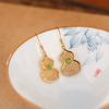 Yilu Plata S925 Plata Esterlina Chapado en Oro Jaspe Hetian Retro Temperamento Xiangyun Calabaza Hueca Gancho para la Oreja Aretes Combinables