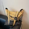 Bolso exterior de gran capacidad para mujer 2025 nuevo bolso casual de hombro tipo bandolera popular popular popular bolso dumpling para ir al trabajo este año