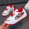Zapatos Deportivos para Hombre y Niño 2025 Nueva Llegada Primavera Superficie de Cuero Impermeables Zapatos de Tabla Niños Medianos y Grandes Estudiante Zapatos Casuales
