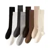 Calcetines de otoño e invierno para mujer hasta la pantorrilla, calcetines de hilo que no destiñen, negros y blancos, calcetines de compresión, al por mayor, estilo JK japonés, color liso, calcetines con volantes