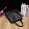2026 Novo Modelo Bolsas de Mão Simples Tendência Japonesa e Coreana Bolsa de Couro Casual de Grande Capacidade Bolsa de Ombro Estilo Europeu e Americano